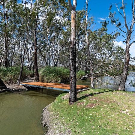 Lake Bywater Cottage Walker Flat Екстер'єр фото