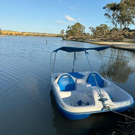 Lake Bywater Cottage Walker Flat Екстер'єр фото