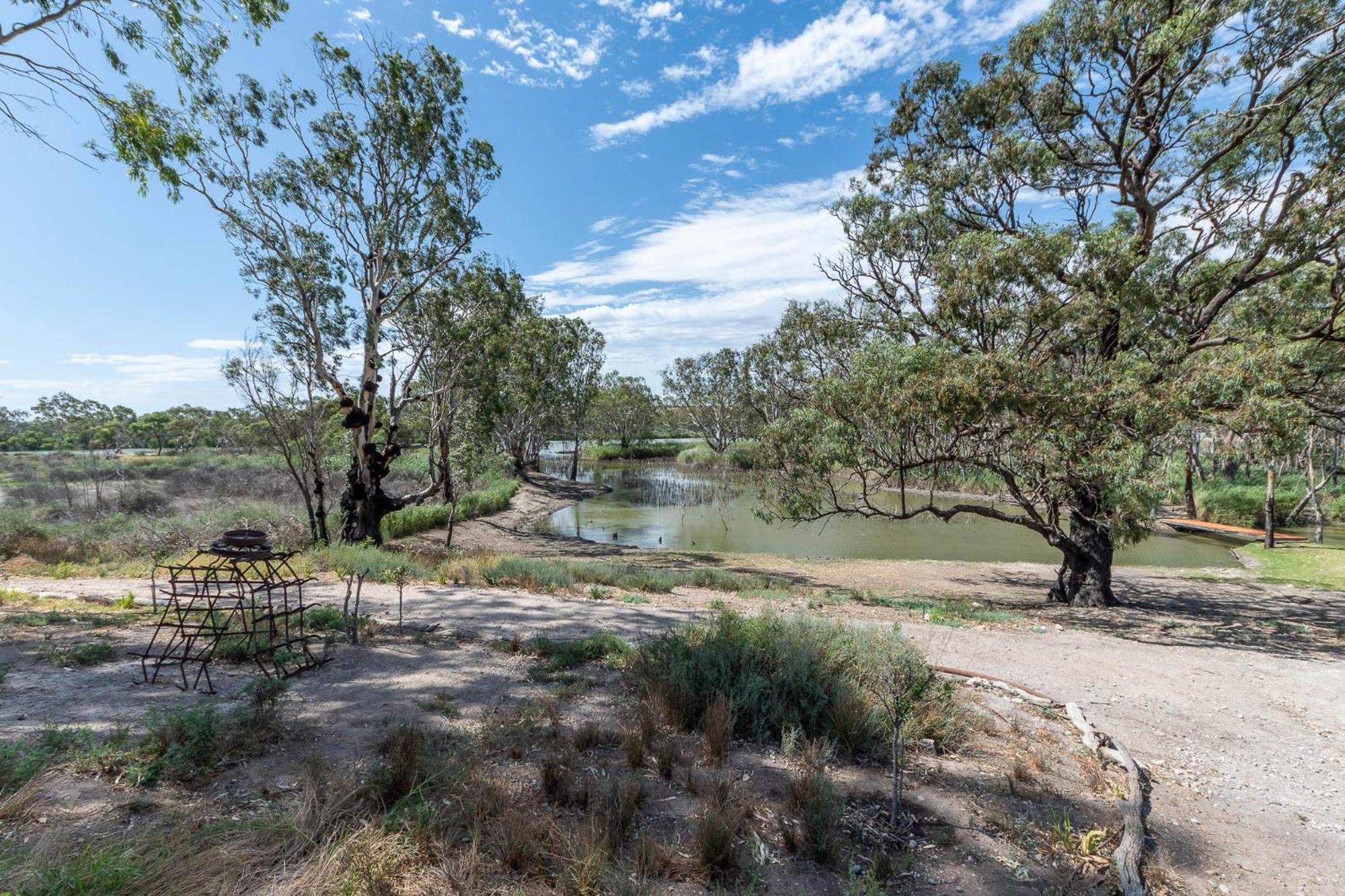 Lake Bywater Cottage Walker Flat Екстер'єр фото